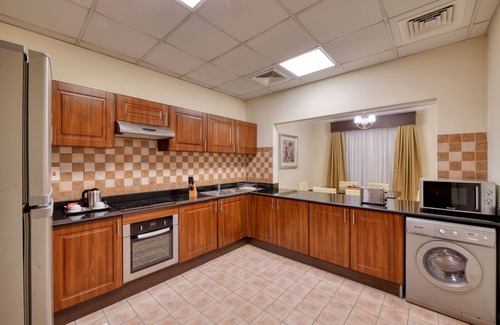 Dubai Marina Hotel | Pearl Marina Hotel Apartments