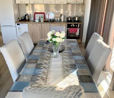 Old Town Apartamento | Pearl View Apartment- Ilidza, Sarajevo