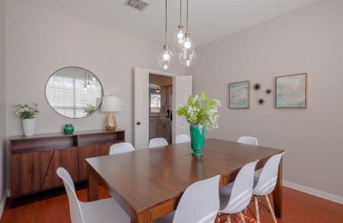 South Arlington Casa | Pearl White Dream Home With Private Pool & Theatre