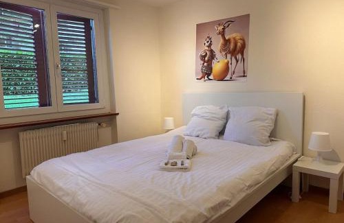 Pieterlen Apartamento | PEARL10 Apartment next to the Daisies