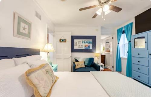 Savannah Beach Apartamento | Pearls Pad - Beautiful 1 bedroom apartment- 1 block to beach