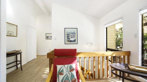 Pearl Beach Casa | Pearlside - Airconditioned, Pet Friendly & Wifi