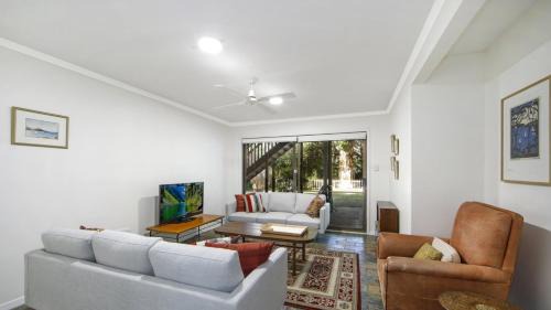 Pearl Beach Casa | Pearlside - Airconditioned, Pet Friendly & Wifi