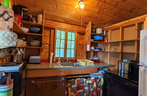 Laconia Cabina | Pebbles Cottage on Lake Winnisquam