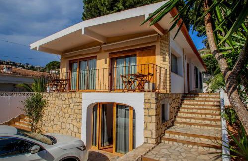 El Portet Villa | Pedro - two story holiday home villa in El Portet
