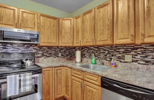 Clymer Condominio | Peek'n Peak 2 Bedroom Condo, Ground Floor