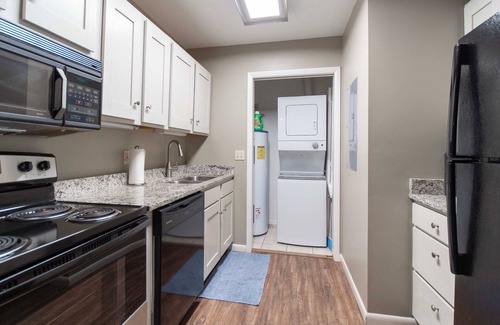 Clymer Condominio | Peek & Peak slope side Chalet, close to golf too!