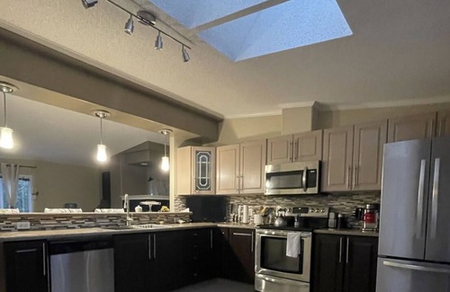 Anglemont Casa | Peekaboo Lake Views and Private Hot Tub