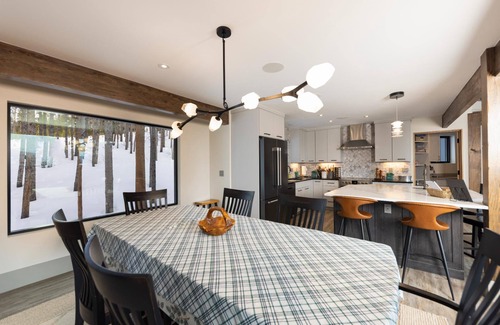 Baldy Mountain Casa | Peerless Retreat: Newly Remodeled, Views, Hot Tub, Pool Table, Shuttle