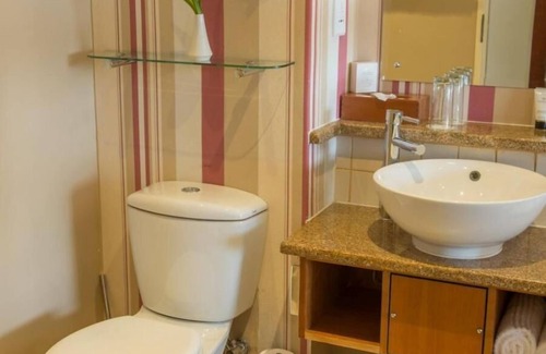 Gaborone Hotel | Peermont Metcourt Inn at The Grand Palm Resort