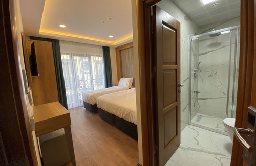Old City Hotel | Pege Hotel