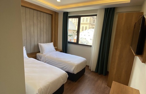 Old City Hotel | Pege Hotel
