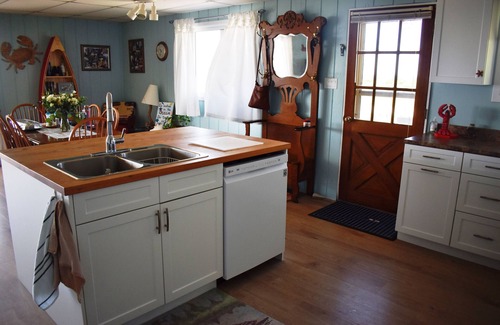 Canoe Cove Cabaña | PEI oceanfront cottage within 25 minutes of Charlottetown and golfing