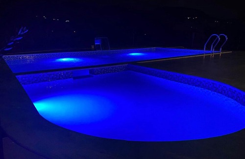 Glavatske Kucice Apartamento | Pejovic Residence in Budva