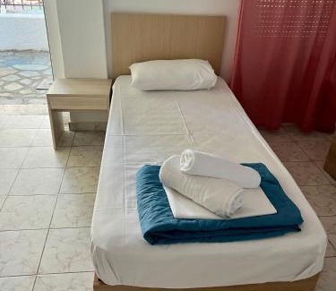 Pefkochori Hotel | PELEKAN rooms and apartments athina 11