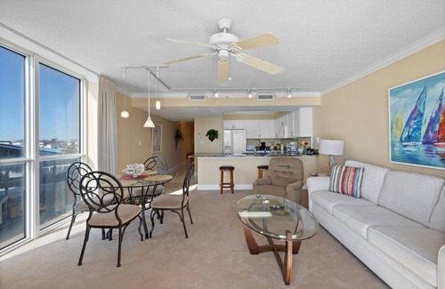 Destin Condominio | Pelican Beach 0411 1 Bedroom Condo by Pelican Beach Management