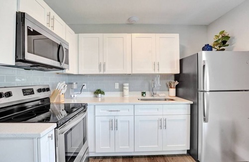 Pompano Beach Apartamento | Pelican by Stay Hospitality