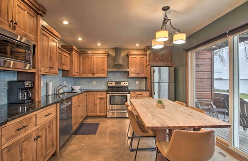 Breezy Point Casa | Pelican Lake Retreat w/ Fire Pit, Dock & Grill!