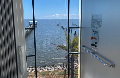 Lake Catherine Casa | Pelican Pier Beach House on Lake Catherine