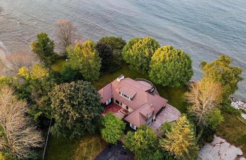 Sheboygan Casa | Pelican Point - Private Retreat