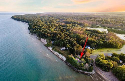 Sheboygan Casa | Pelican Point - Private Retreat