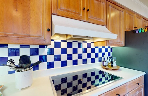 Bethany Beach Casa | Pelicans Pouch home with 360 views, wrap-around deck, hammock, & beach access