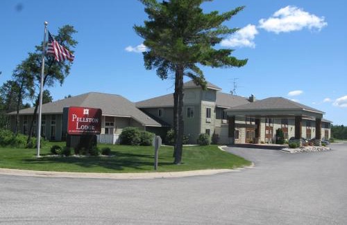 Levering Hotel | Pellston Lodge