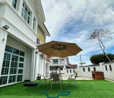 George Town Villa | Penang Balik Pulau BBQ & KARAOKE Home