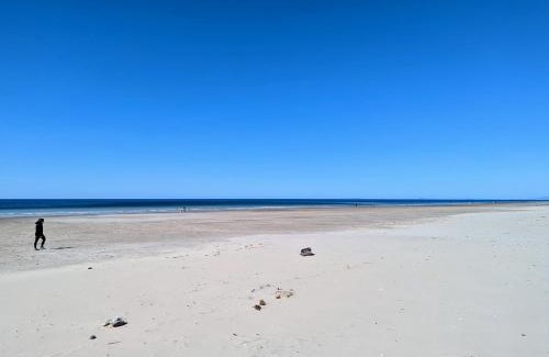 Aberdovey Apartamento | Pencartref Apartment - 4 Bedrooms, 3 Bathrooms, Sleeps 7-8