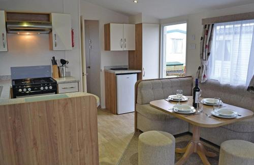 Cross Inn Complejo | Pencnwc Holiday Park