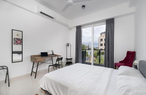 Bambalapitiya Apartamento | Pendennis Fern - 4-Bedroom Luxury Retreat with Rooftop Pool in Central Colombo