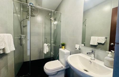 Bambalapitiya Apartamento | Pendennis Fern - 4-Bedroom Luxury Retreat with Rooftop Pool in Central Colombo