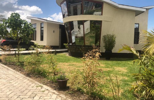 Naivasha Villa | Pendeza la casa