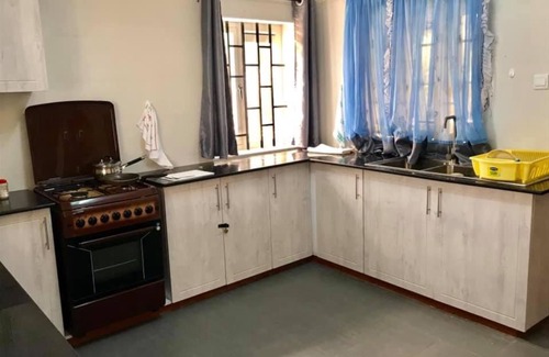 Naivasha Hotel | Pendeza la Casa