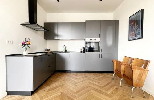 Tricolore Apartamento | Penelope's Apartment