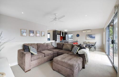 Cowes Casa | Penguin Place