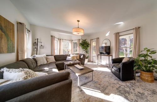 Peninsula Casa | Peninsula Paradise - Walk to Hiking and Shopping!