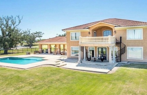 Hackberry Casa | Peninsula Point- Hackberry's Paradise- Secluded home on 12 Acres