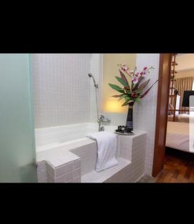 Bukit Damansara Apartamento | PENINSULA SEMANTAN SUITEs