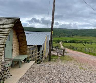 Campbeltown Apartamento | Penny gown farm pod