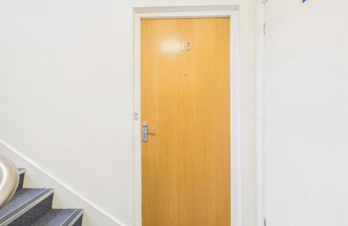 Mabe Apartamento | Penryn Quayside Apartment – 1-bed, Fully Equiped Waterside base