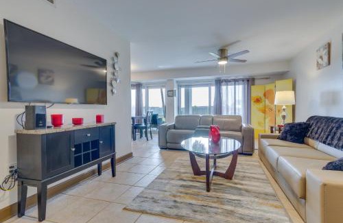 Pensacola Beach Apartamento | Pensacola Beach Condo with Patio and Access to Beach!