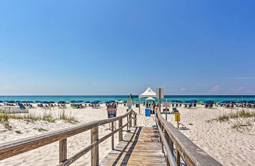 Pensacola Beach Apartamento | Pensacola Beach Retreat with Direct Beach Access!
