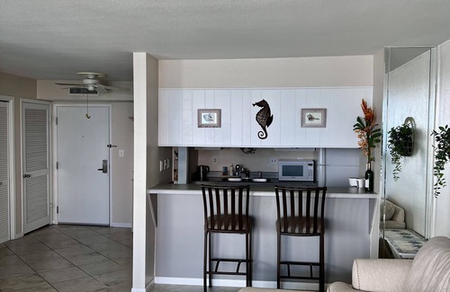 Villa Sabine Condominio | Pensacola Beach Waterfront Condo - Yacht, Pool, Tennis, Beach Club - 7th Floor