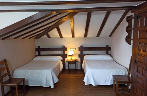 Santillana del Mar Casa | Pensión Castio