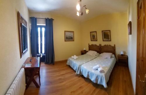 Cangas de Onís Casa | Pensión Plaza del Ayuntamiento