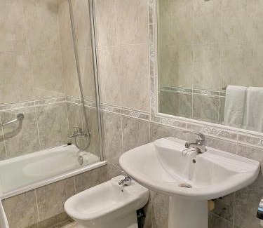 Centro de Santiago de Compostela Casa | Pensión Residencia Fornos