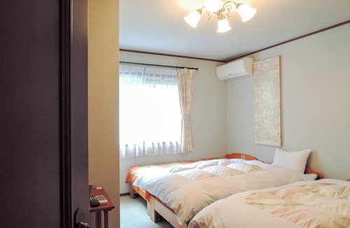 Shinshiro Casa | pension AKA-TOMBO