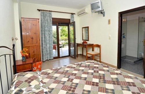 Potos Casa | Pension Aldebaran