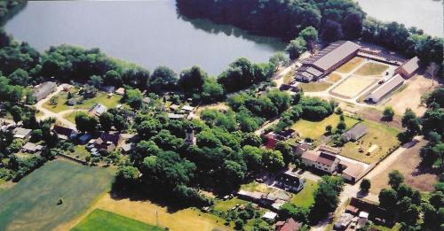 Alt Zeschdorf Casa | Pension Am Seeberg
